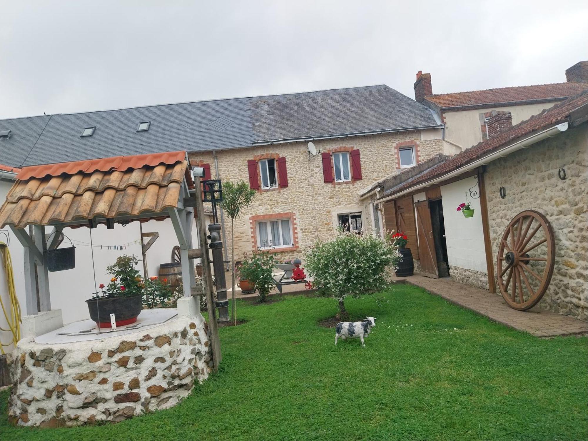 Chambre D Hote Les Frangins Bed & Breakfast Avrillé Exterior foto